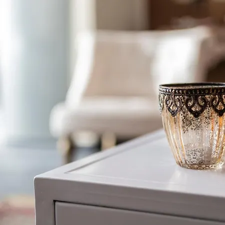 Elga's - Your Charming On Orta *