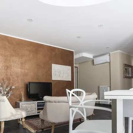 Appartement Elga's - Your Charming On Orta Pettenasco